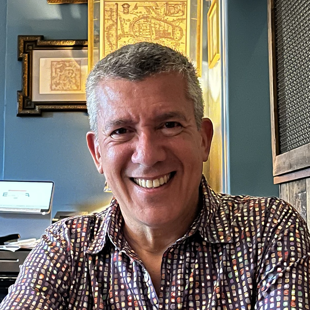 Dr Carlos Eduardo Corso