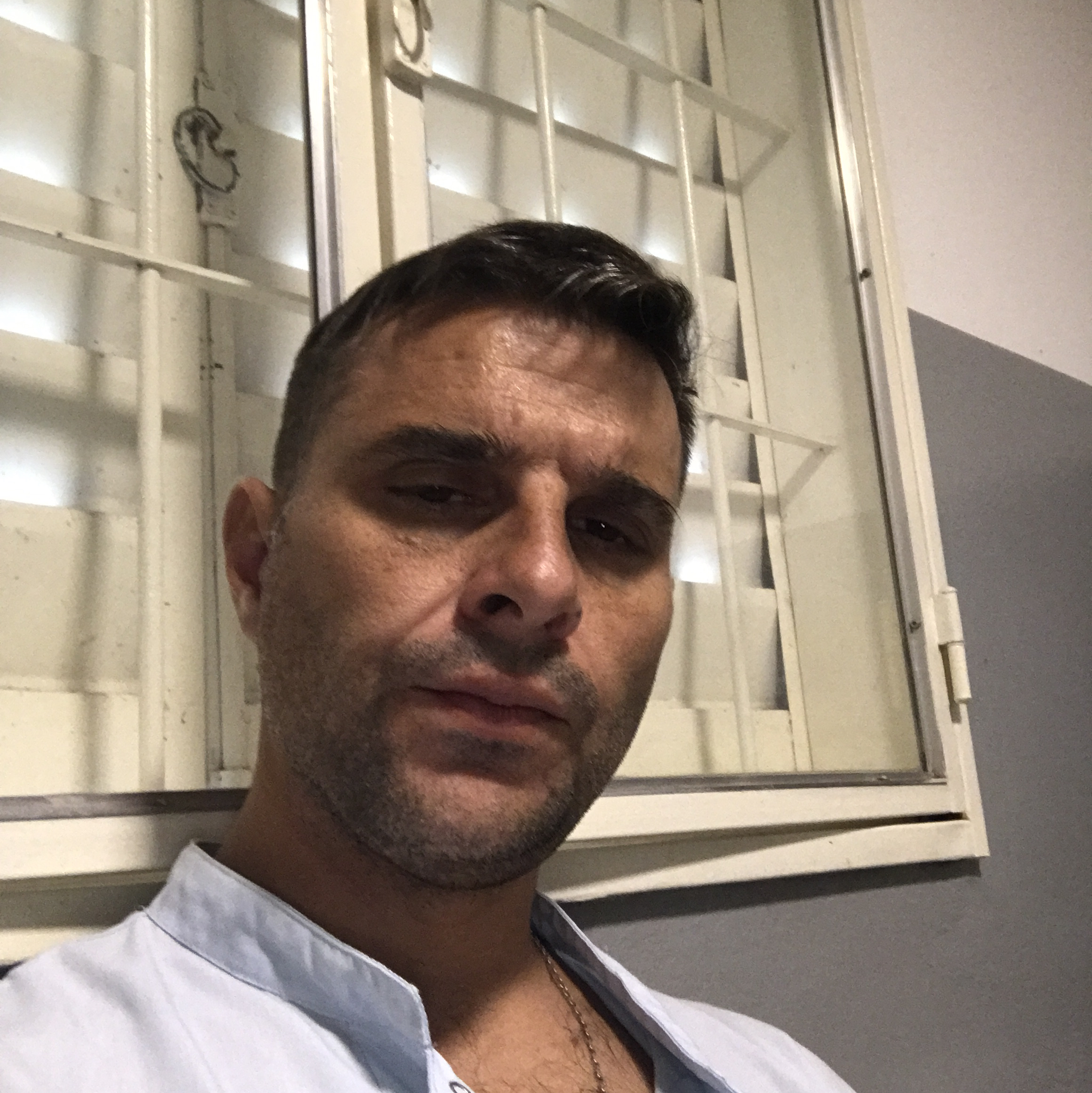 Dr Eduardo Andres Gugliotta