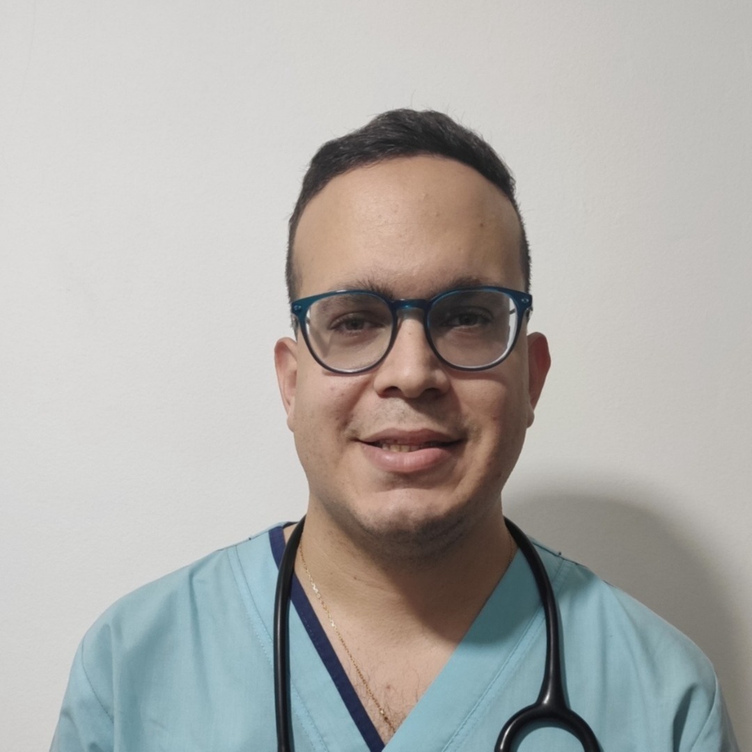 Dr. Mariano Farias