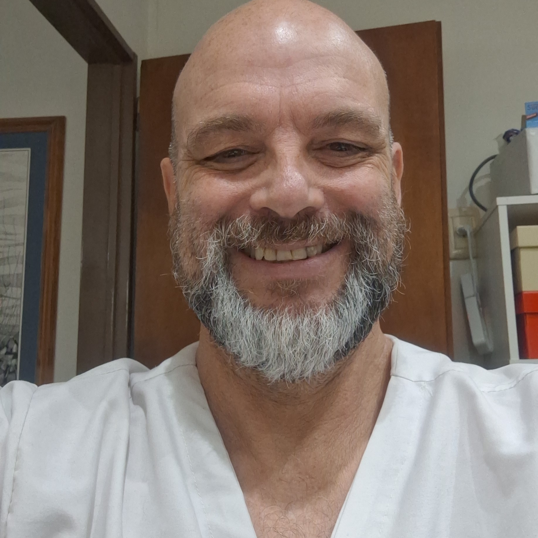 Dr.  Esteban Alberto Serrano