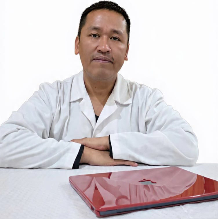 Dr Nilo Flores Mercado