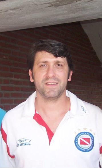 Dr Javier Luis Roimiser