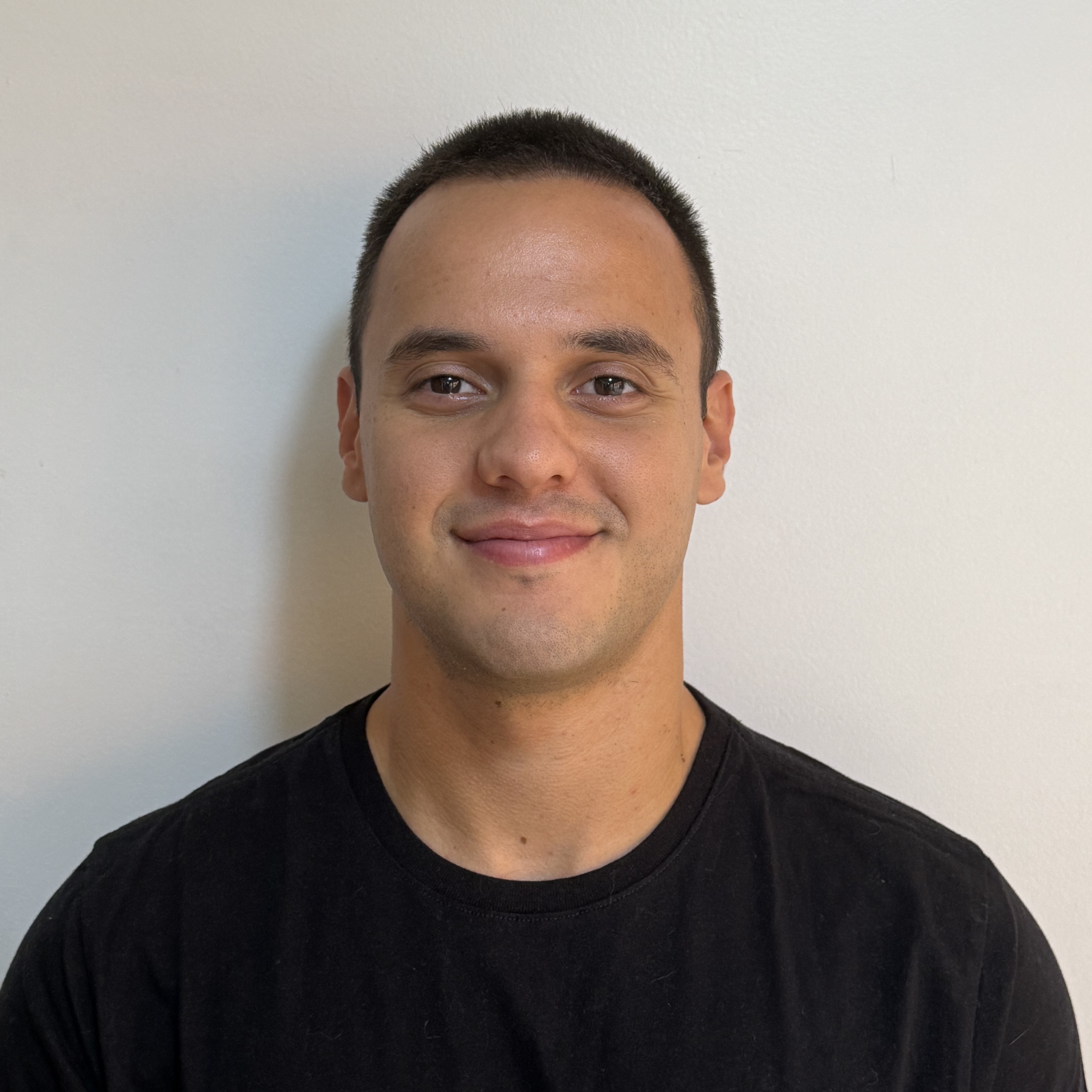 Dr Nicolas Felipe Laurensio