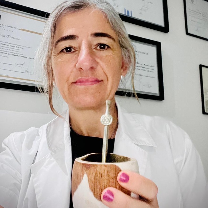 Dra Maria Alejandra Soares