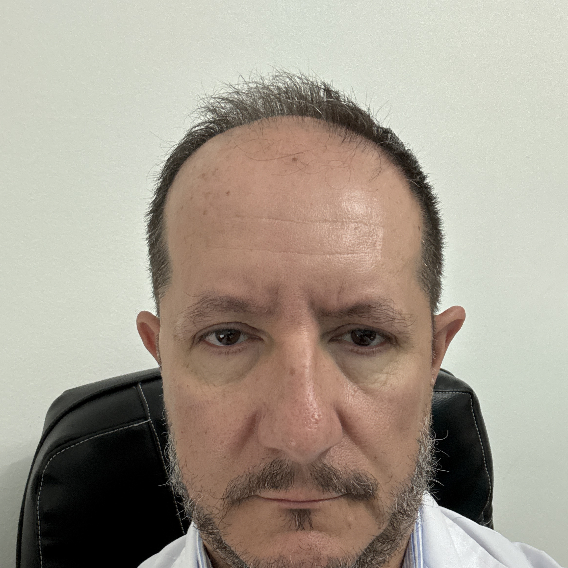 Dr Gustavo Nicolas Neri