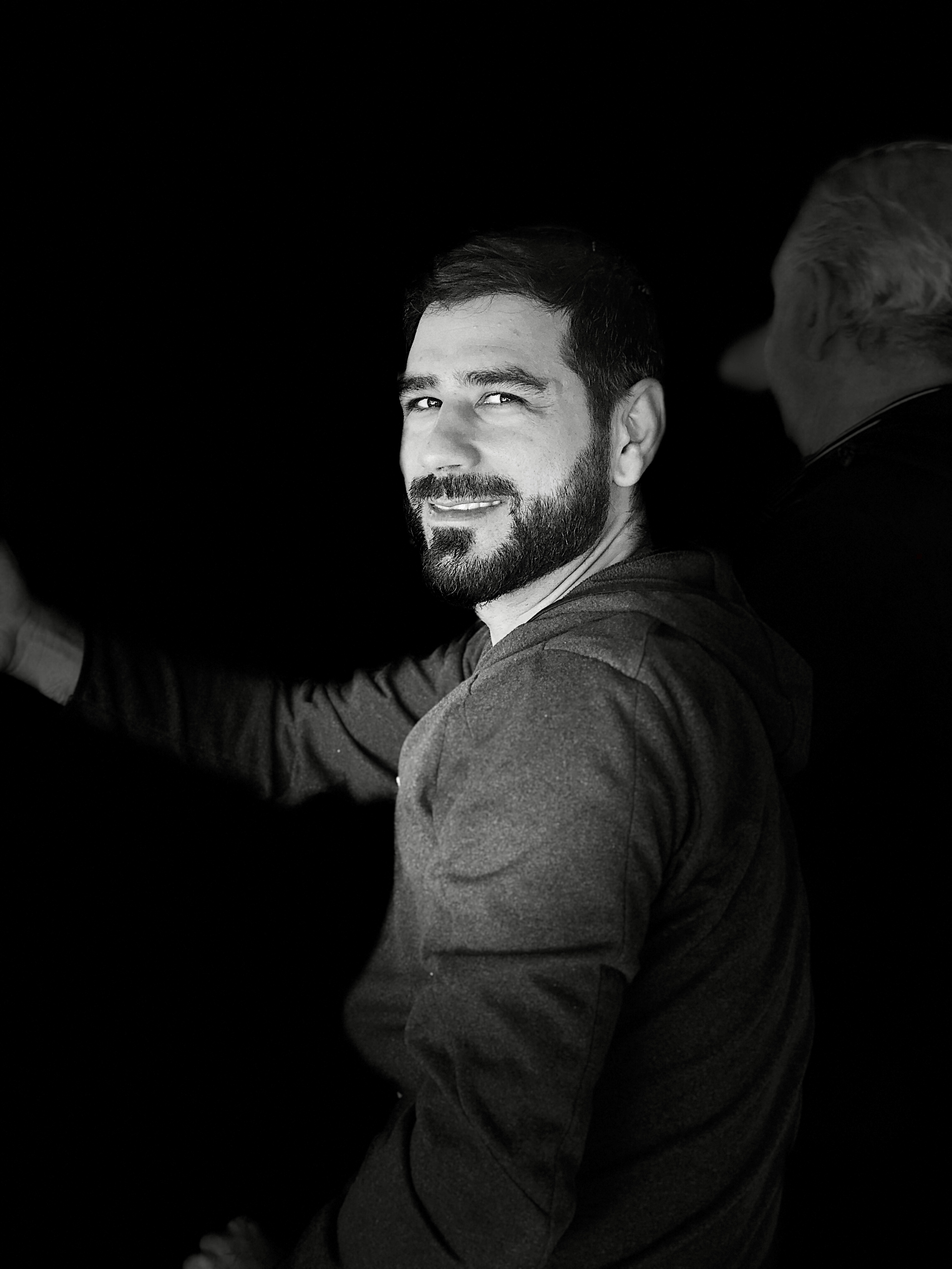Dr Gonzalo Luis Della Fazia