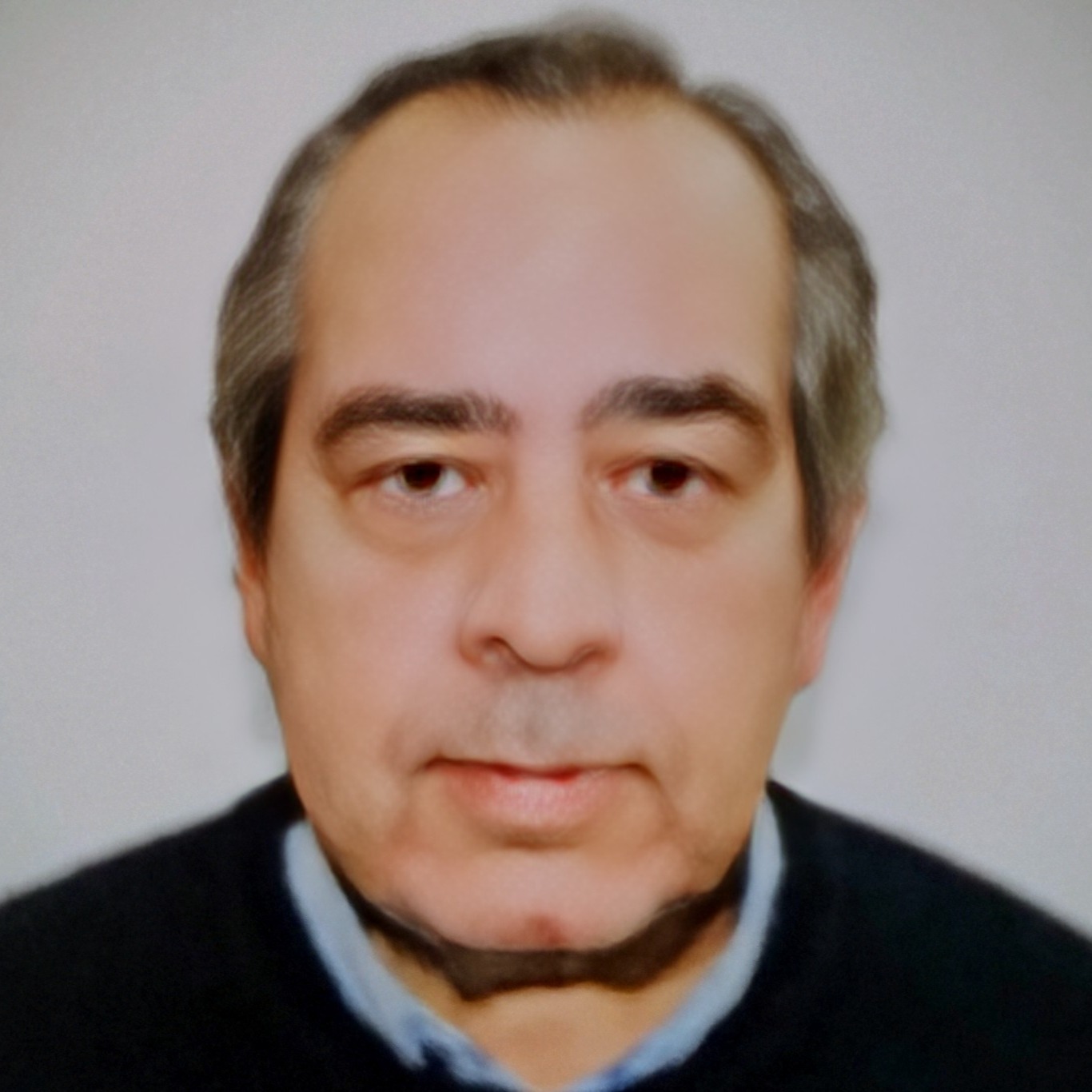 Dr. Juan Eduardo Saenz