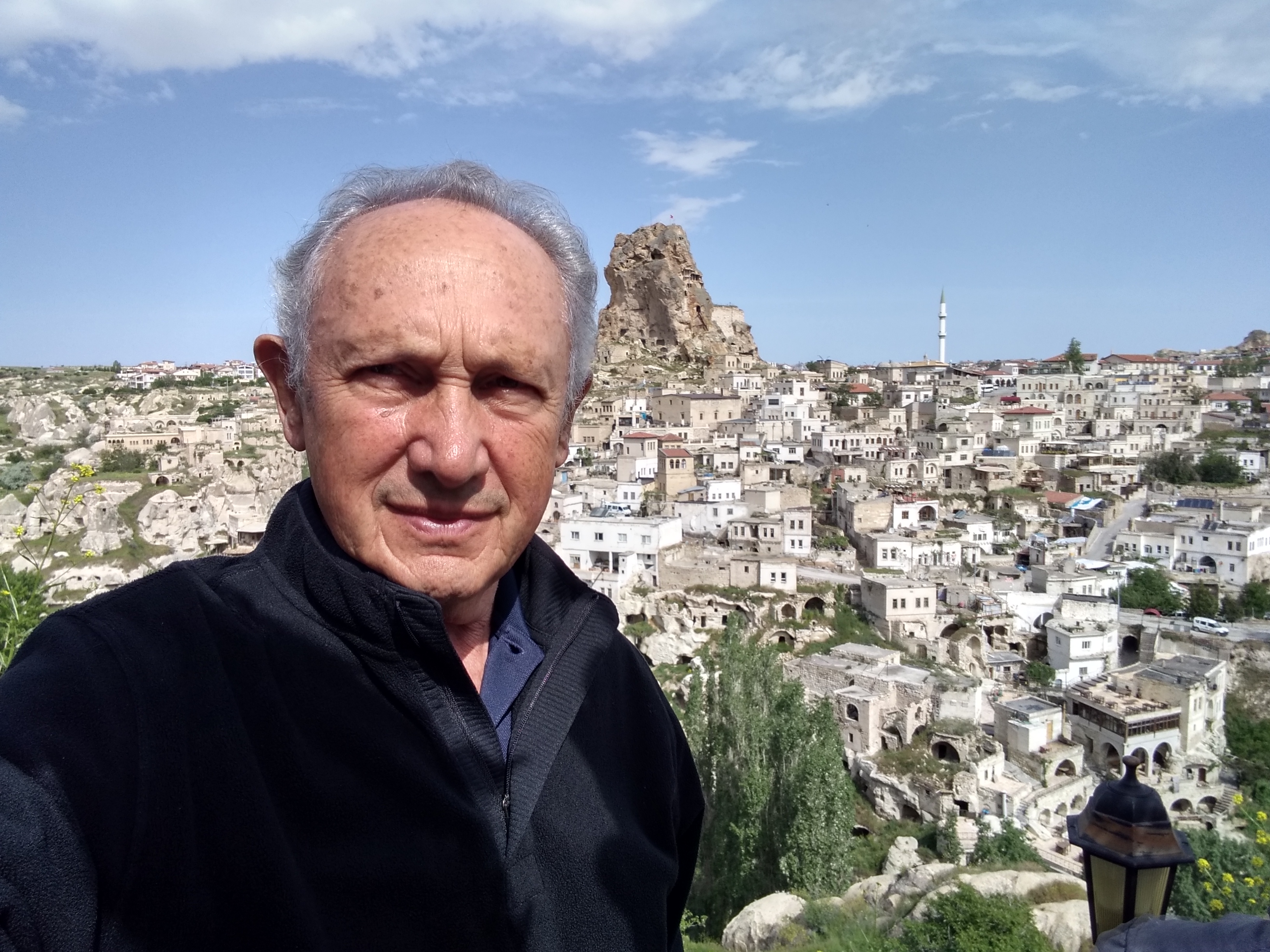 Dr. David Gustavo Starosiliz