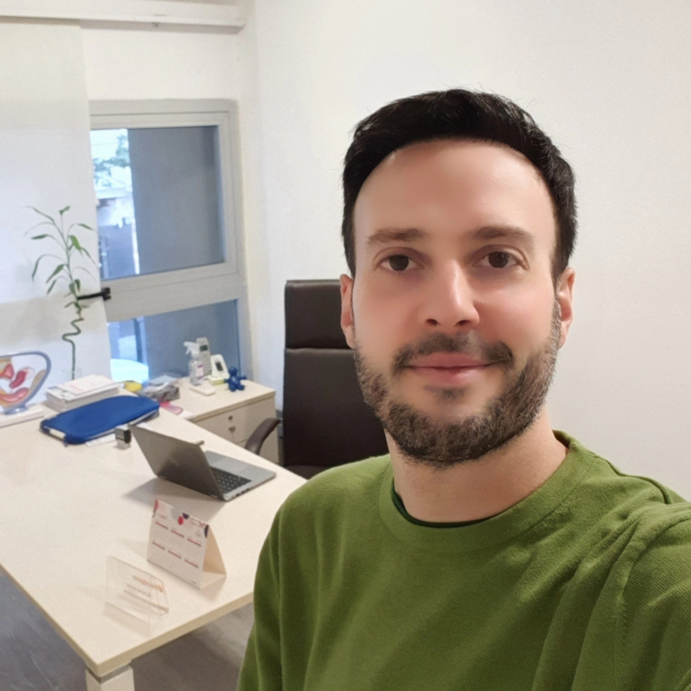 Dr. Matias Adolfo Grichener