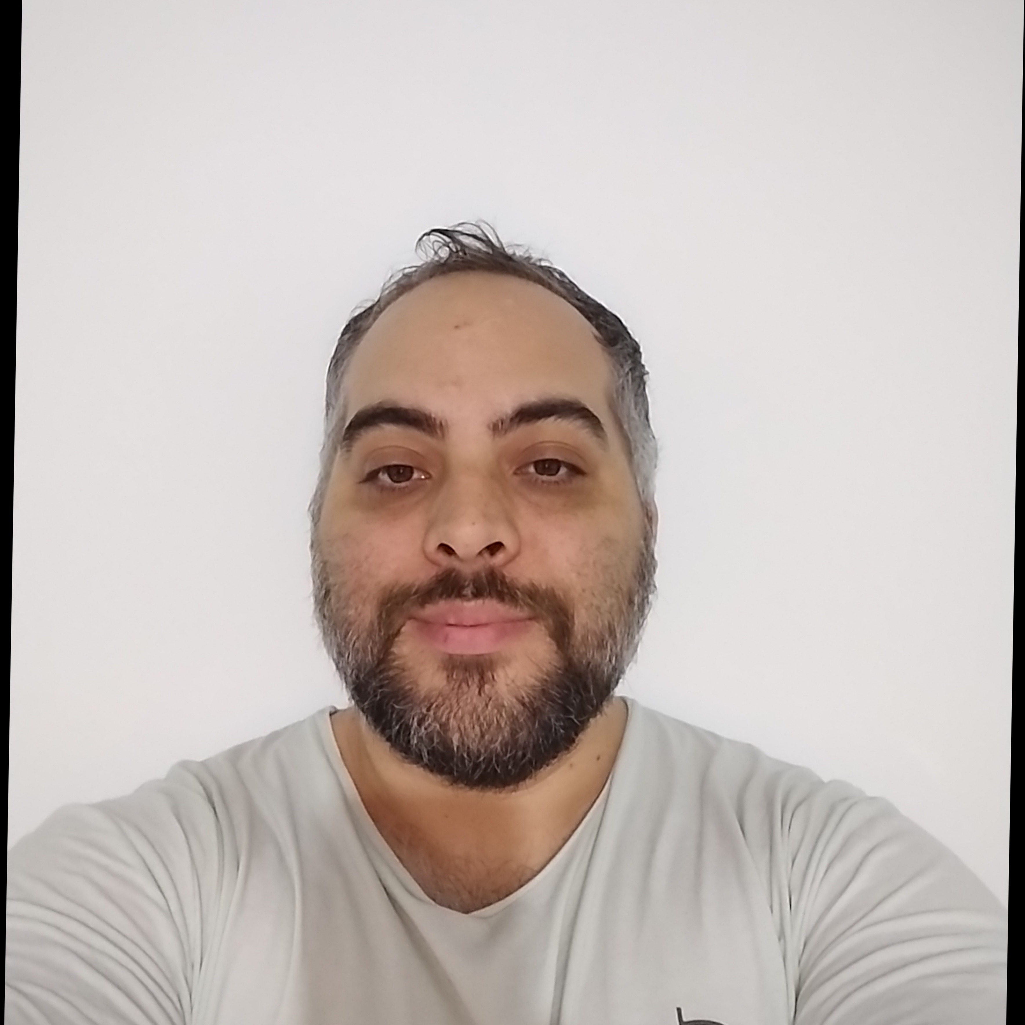Dr. Tomas Eduardo Cullen