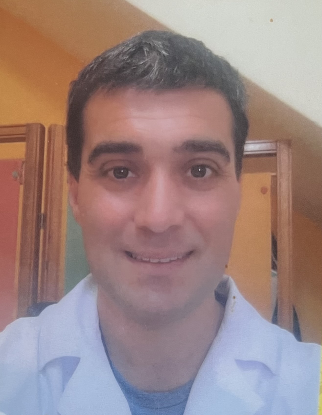 Dr. Damian Andres Clemente
