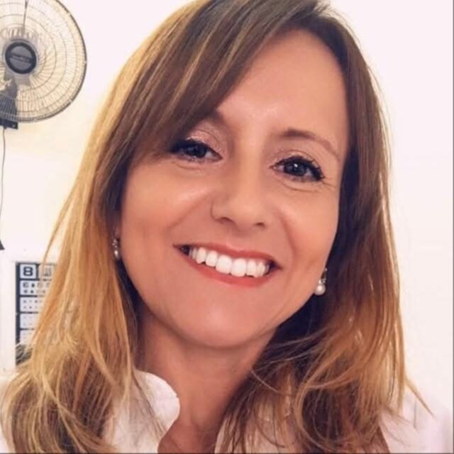 Dra Marcela Susana Amezqueta