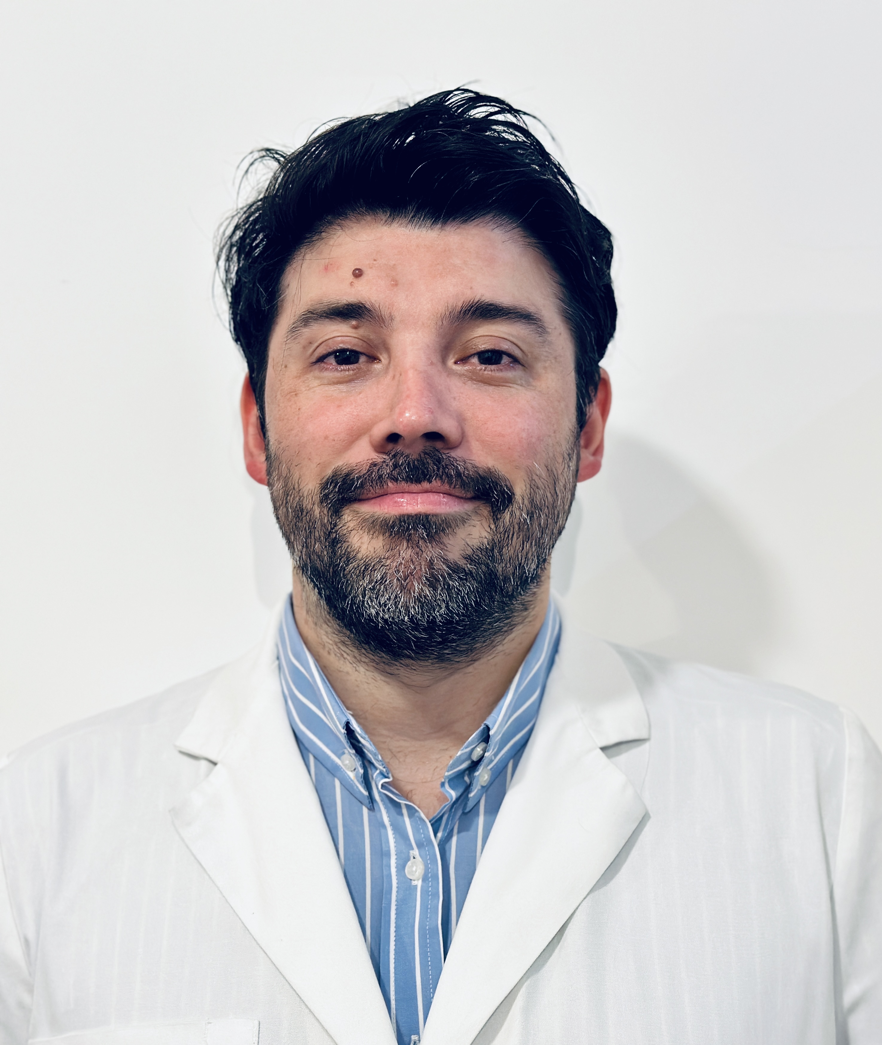 Dr. C. Jaime Olmos De Aguilera