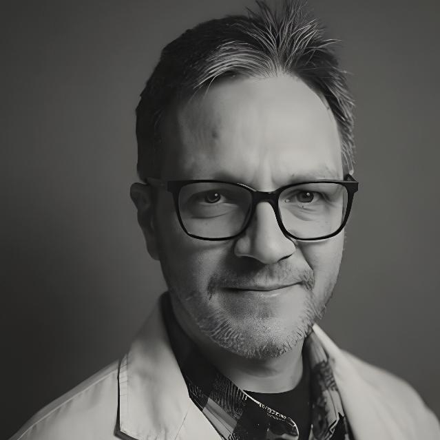Dr Joaquin Sequeira