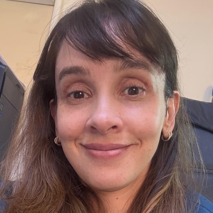 Dra Noelia Del Valle Legal