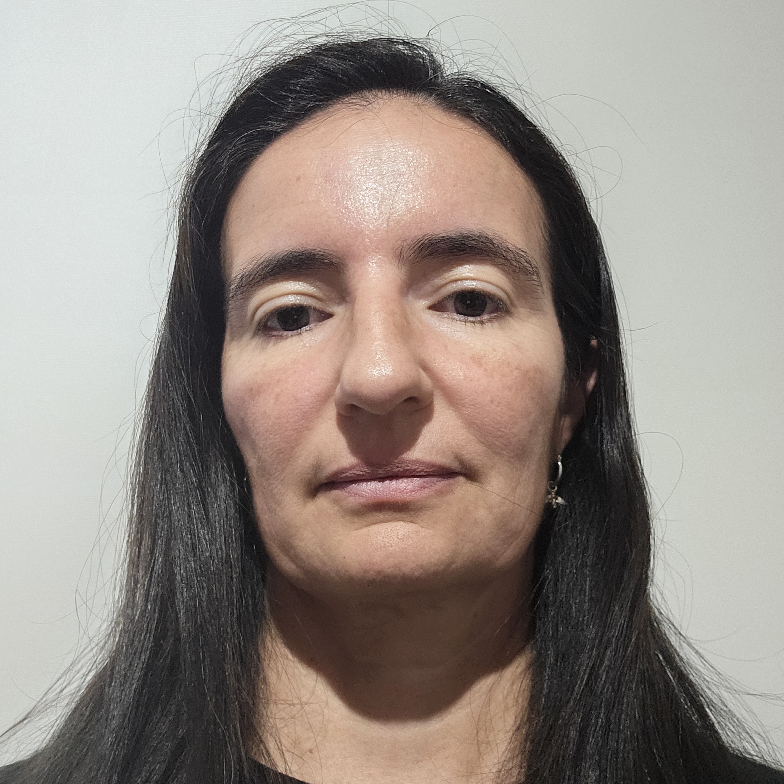 Dra Laura Andrea Viudes