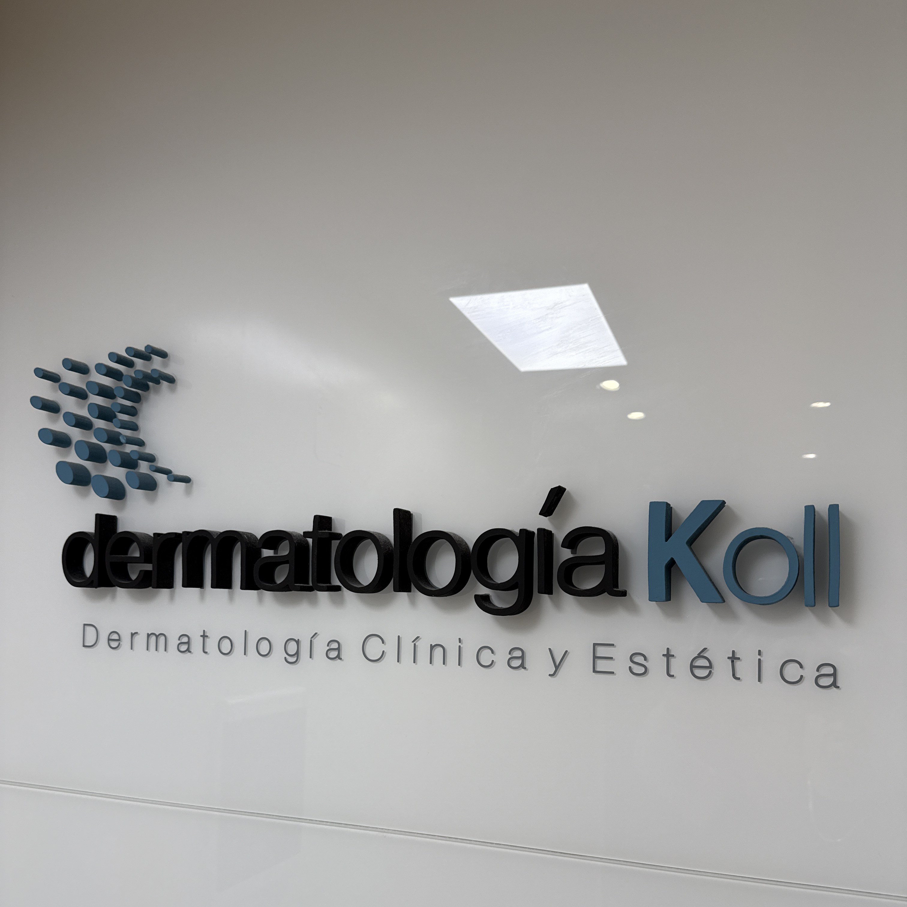 Dr Damian Jonatan Koll