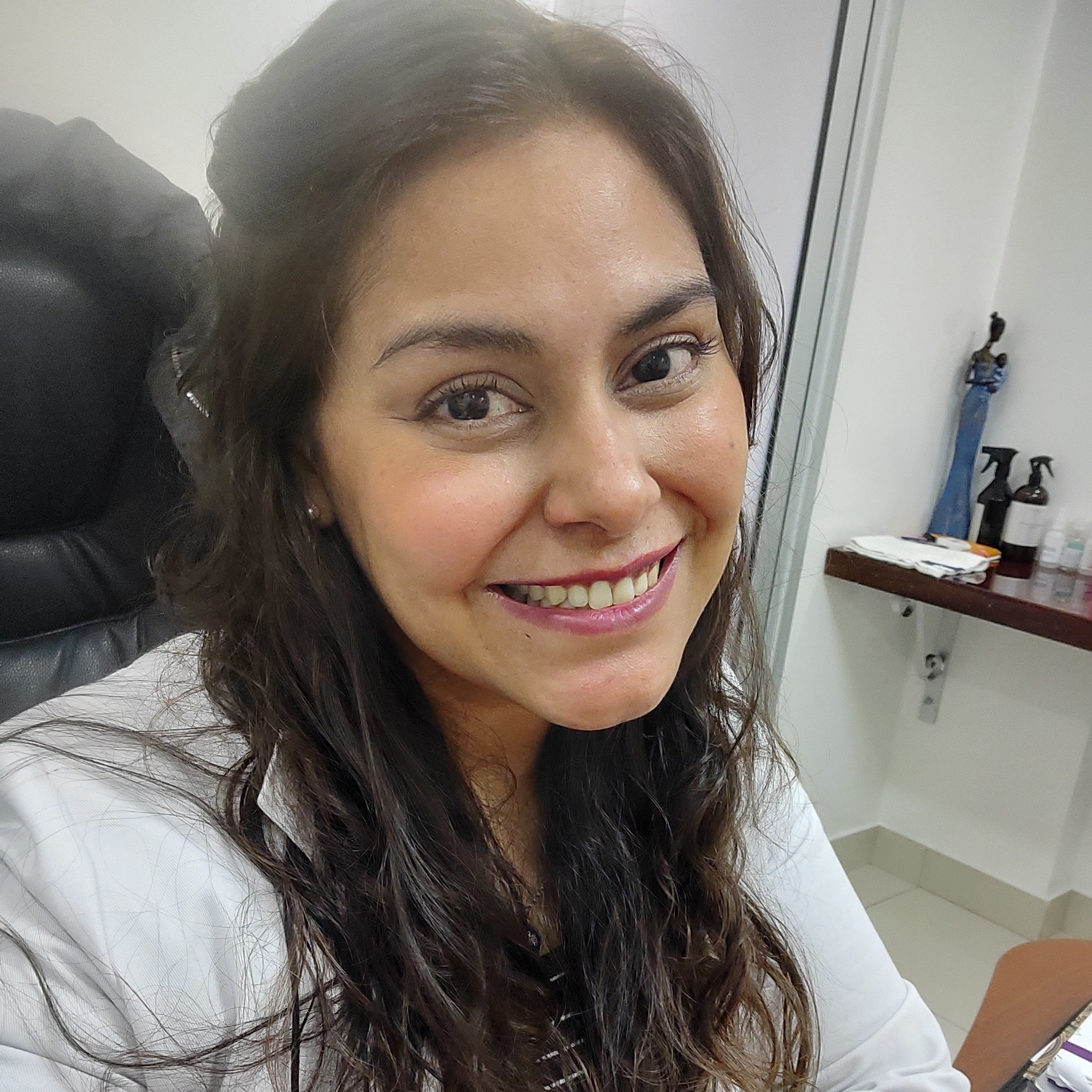 Dra Maria Alejandra Aguirre