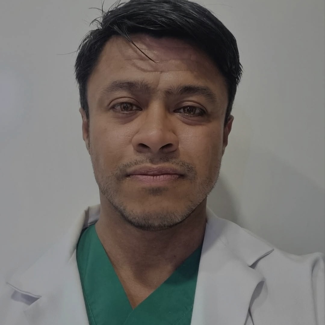 Dr Cristian Luis Lucero Botta