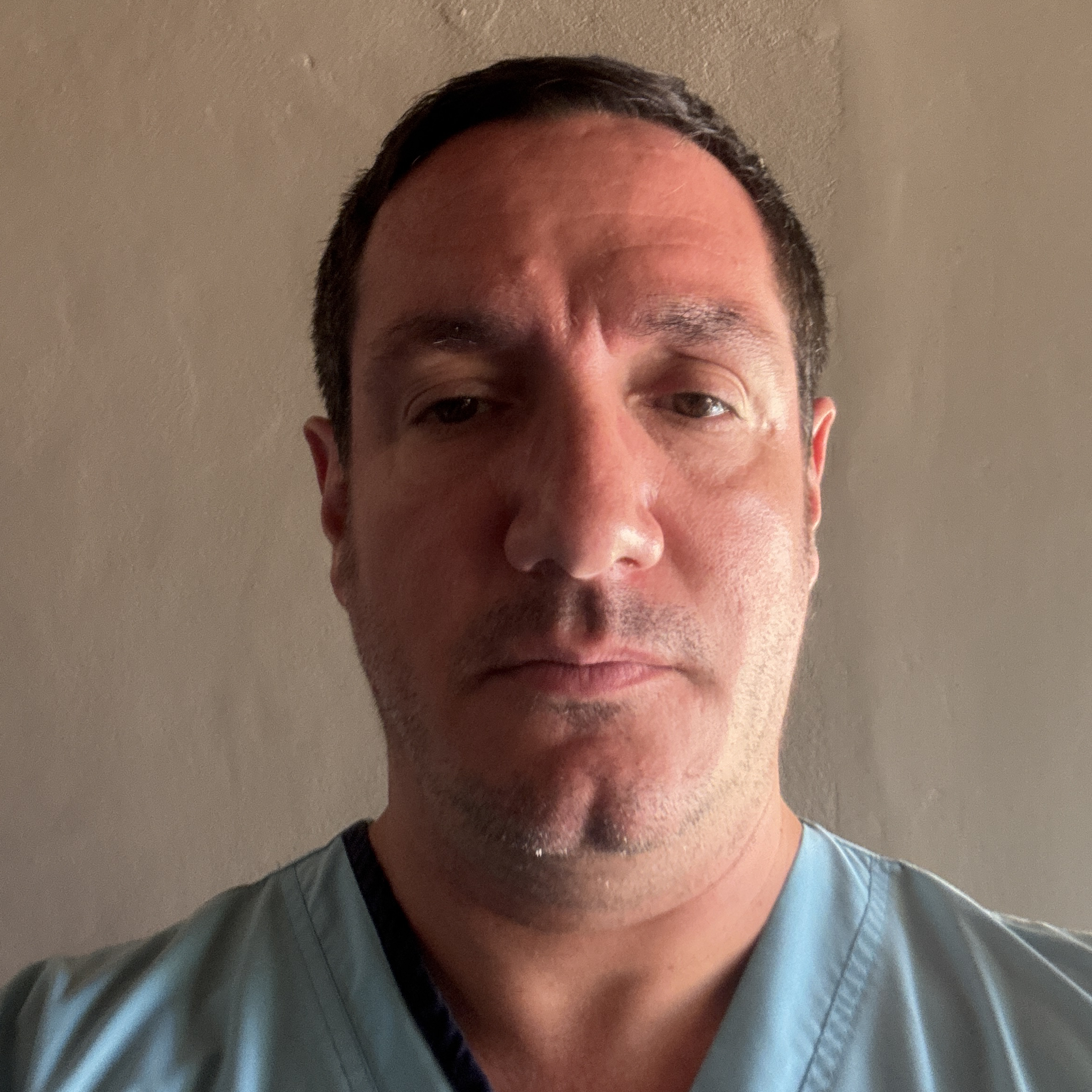 Dr Carlos Ramiro Osuna